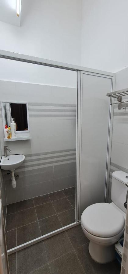 Voon 4 Bedroom Homestay Mersing Exterior foto